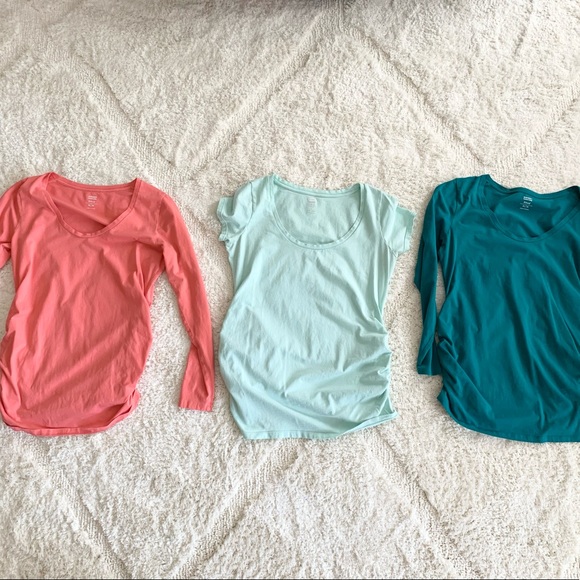 3 Maternity Tops - Picture 3 of 3